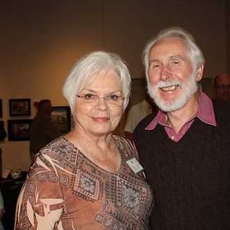 Volunteer Bartenders Artist Kitty Lynne and Jim Klich.